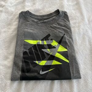 Nike Kids Gray Short-Sleeve Graphic Tee with Neon Yellow Accents